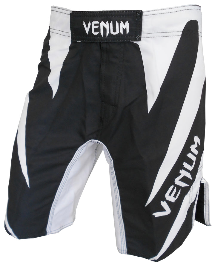 Short Venum Jaws