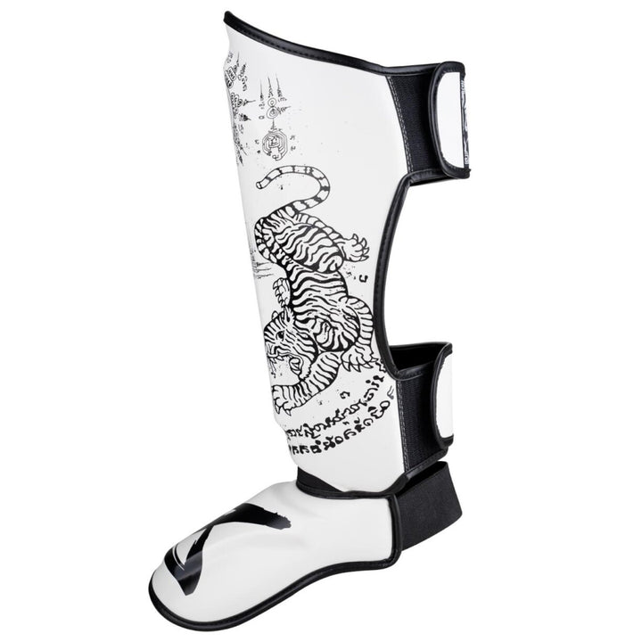 Protège-tibias 8 Weapons "Sak Yant Tigers"