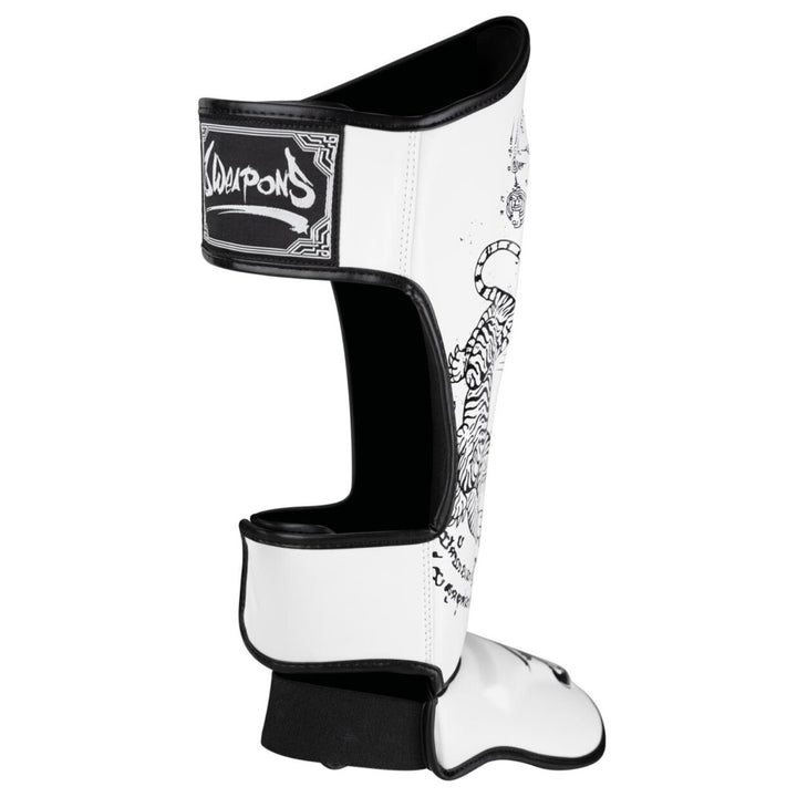 Protège-tibias 8 Weapons "Sak Yant Tigers"